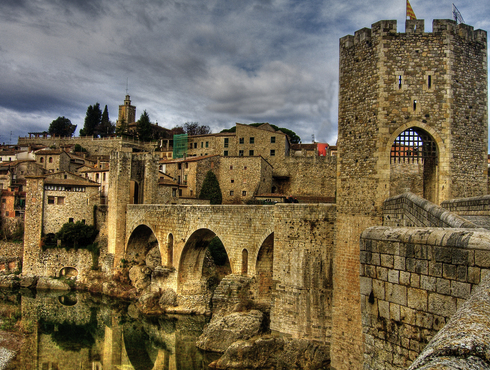 Besalu